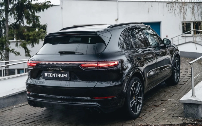 Porsche Cayenne cena 329900 przebieg: 153515, rok produkcji 2018 z Brusy małe 137